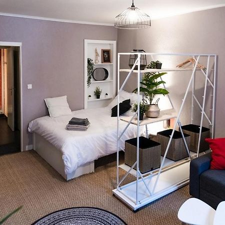 Agréable studio en plein cœur de Quimper Extérieur photo